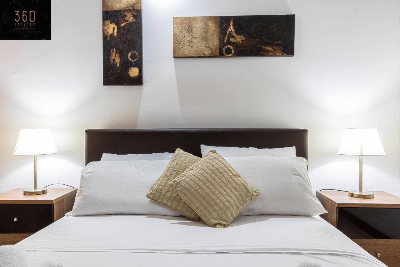 Seafront - Top Location, Top Floor With Wifi & Ac By 360 Estates Valeta Exterior foto