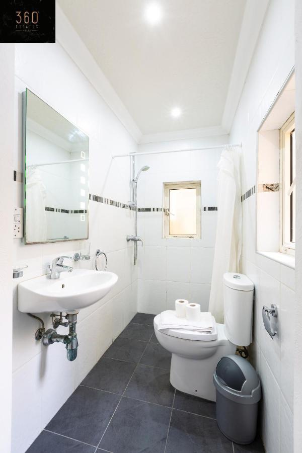 Seafront - Top Location, Top Floor With Wifi & Ac By 360 Estates Valeta Exterior foto