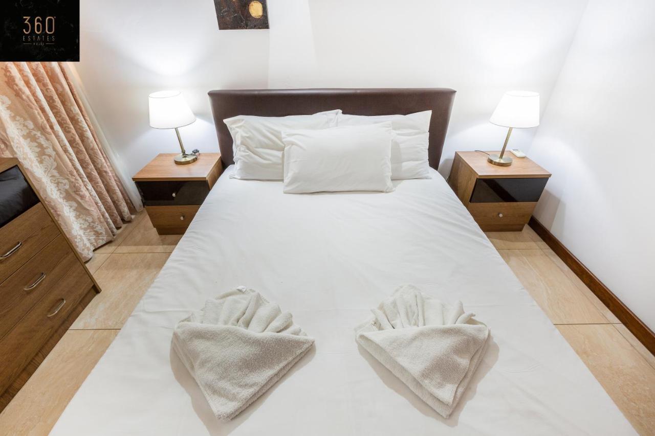 Seafront - Top Location, Top Floor With Wifi & Ac By 360 Estates Valeta Exterior foto